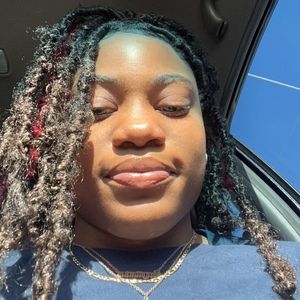 Meet your Posher, Jinaya